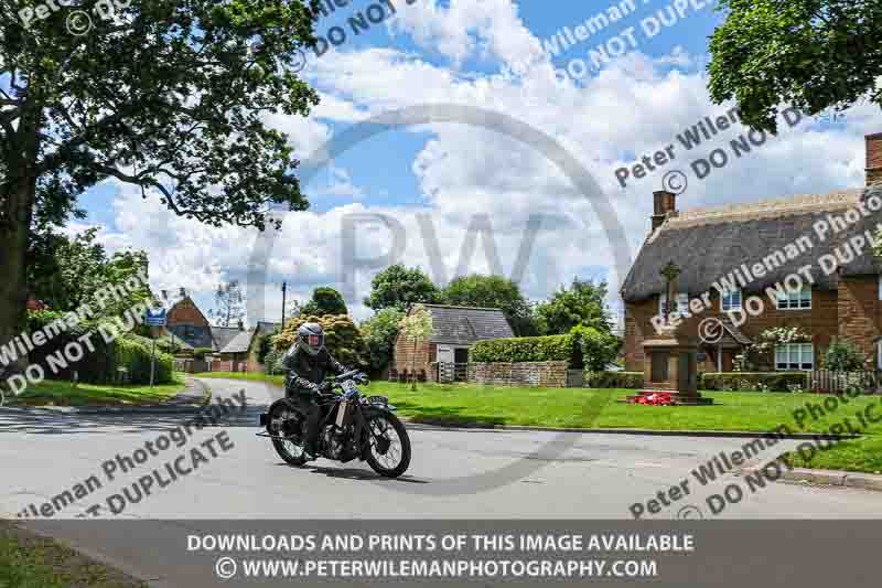 Vintage motorcycle club;eventdigitalimages;no limits trackdays;peter wileman photography;vintage motocycles;vmcc banbury run photographs